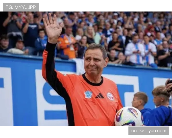 报道:德甲计划扩大视频裁判中心规模,以应对新增比赛 报道:德甲计划扩大视频裁判中心规模,以应对新增比赛